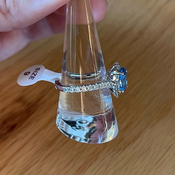 Bomb Party Original Ring - Picture 3 of 6